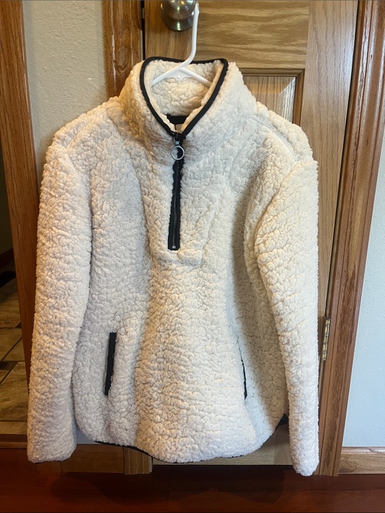 Thread & Supply Jackets & Blazers - Thread & Supply Cream Quarter Zip Sherpa/Fleece Jacket with Black Trim - XS